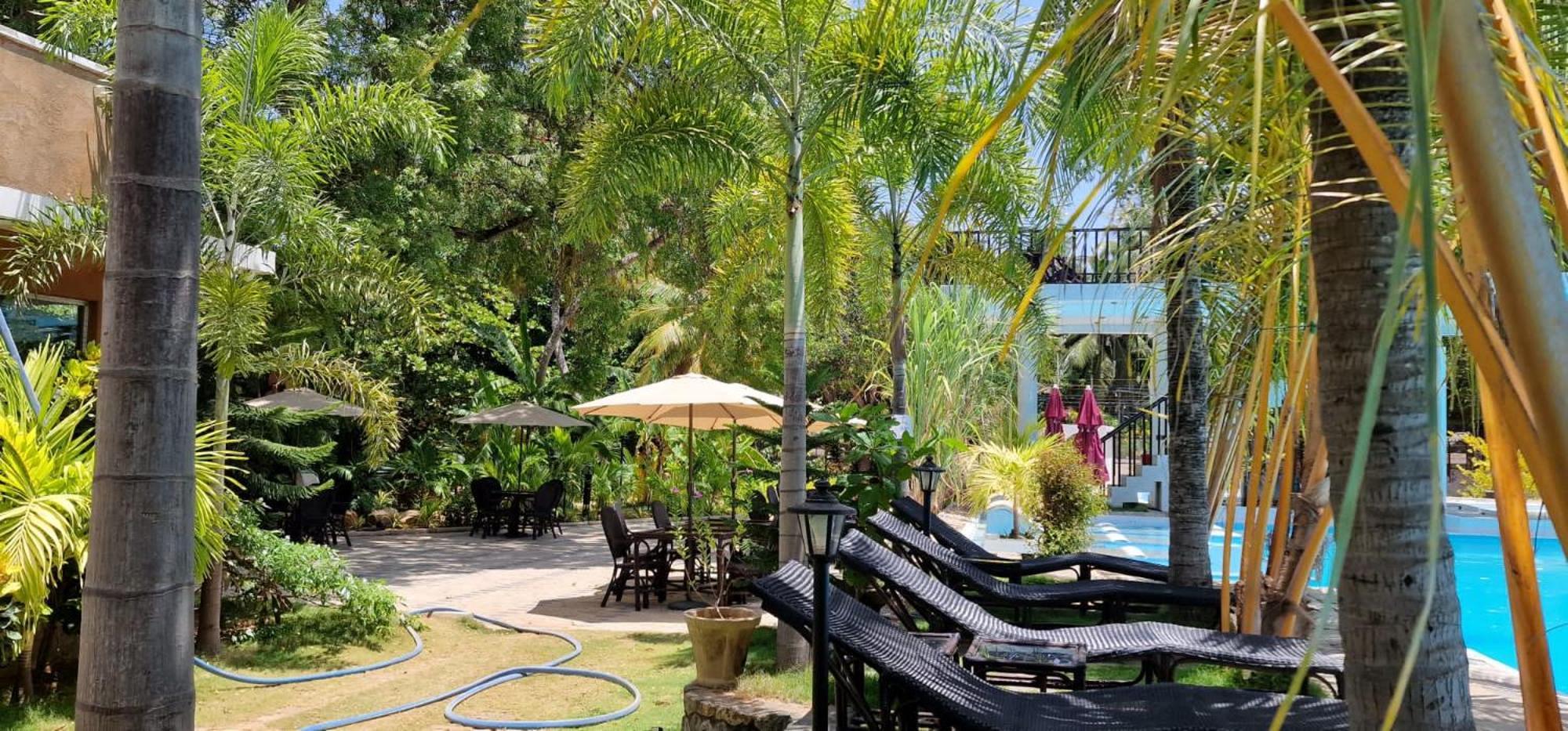 Lucky Beach Resort Trincomalee Exterior foto